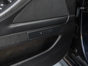 bmw-rada-5-530d-xdrive-m-sport