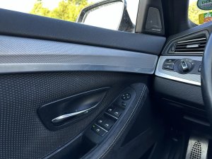 bmw-rada-5-530d-xdrive-touring-m-sport