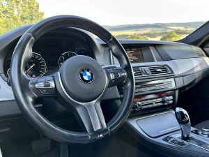 bmw-rada-5-530d-xdrive-touring-m-sport