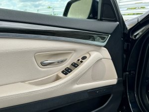 bmw-rada-5-535d-xdrive-m-sportaledpano