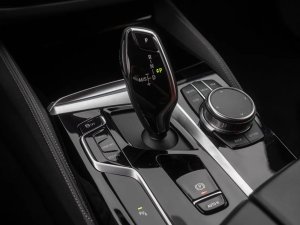 bmw-rada-5-540d-xdrive-touring-m-sport