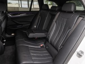 bmw-rada-5-540d-xdrive-touring-m-sport