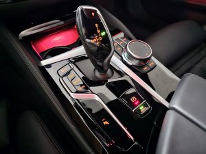 bmw-rada-5-xdrive-540d-touring-m-sport