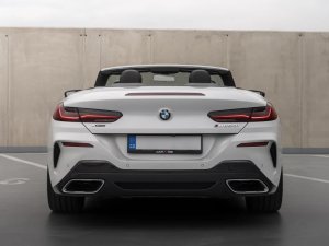 bmw-rada-8-m850i-xdrive-cabrio