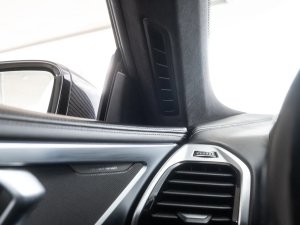 bmw-rada-8-m850i-xdrive-individual-carbon