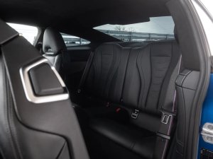 bmw-rada-8-m850i-xdrive-individual-carbon