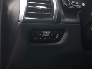 bmw-rada-8-m850i-xdrive-individual-carbon