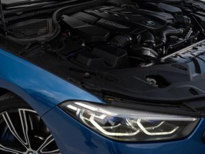 bmw-rada-8-m850i-xdrive-individual-carbon
