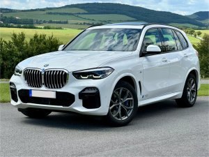 bmw-x5-30d-m-sport-hud-pano-aled-hk