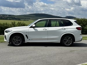 bmw-x5-30d-m-sport-hud-pano-aled-hk