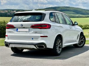 bmw-x5-30d-m-sport-hud-pano-aled-hk