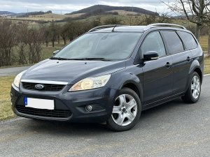 ford-focus-16i-74kw-combi