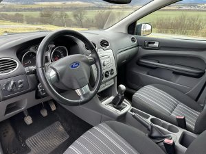 ford-focus-16i-74kw-combi
