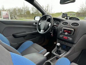 ford-focus-st-25i