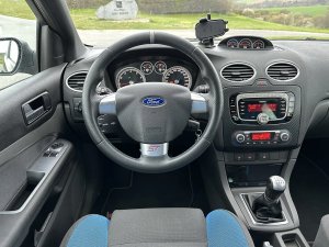 ford-focus-st-25i