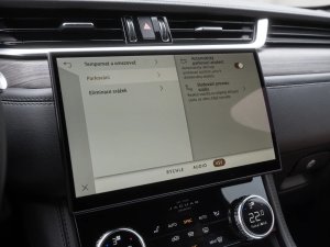 jaguar-f-pace-d200-se-awd