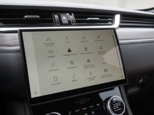 jaguar-f-pace-d200-se-awd