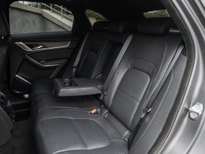 jaguar-f-pace-d200-se-awd