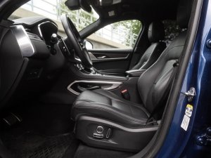 jaguar-f-pace-d200-se-awd
