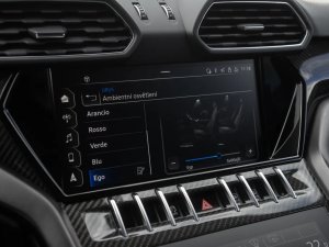 lamborghini-urus-carbon