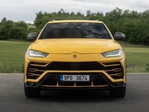 lamborghini-urus-carbon