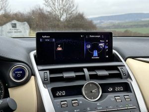 lexus-nx-300h-hybrid-145kw