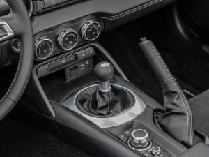 mazda-mx-5-st-homura-skyactiv-g184-remus