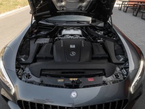 mercedes-benz-amg-gt-s-600hp-carbon