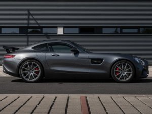 mercedes-benz-amg-gt-s-600hp-carbon