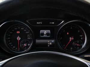 mercedes-benz-cla-220d-shooting-brake-4matic-amg