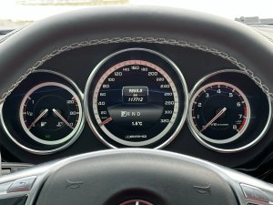 mercedes-benz-cls-63-amg
