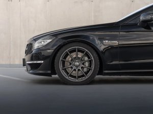 mercedes-benz-cls-63-s-amg