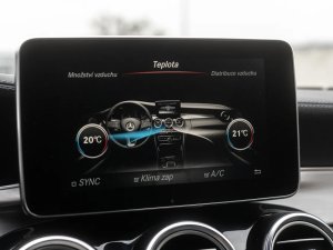 mercedes-benz-tridy-c-63-amg-coupe