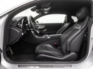 mercedes-benz-tridy-c-63-amg-coupe