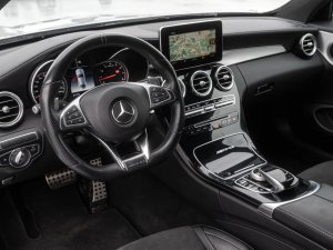 mercedes-benz-tridy-c-63-amg-coupe