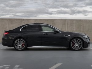 mercedes-benz-tridy-c-amg-c63-s-e-performance