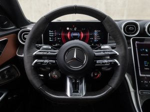 mercedes-benz-tridy-c-amg-c63-s-e-performance