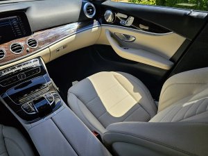 mercedes-benz-tridy-e-400-t-4matic
