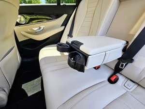 mercedes-benz-tridy-e-400-t-4matic
