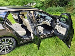 mercedes-benz-tridy-e-400-t-4matic