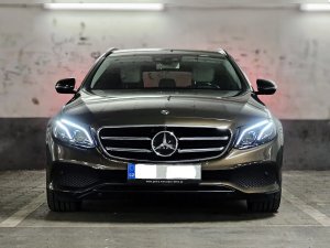 mercedes-benz-tridy-e-400-t-4matic
