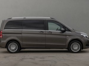 mercedes-benz-tridy-v-250d-4matic