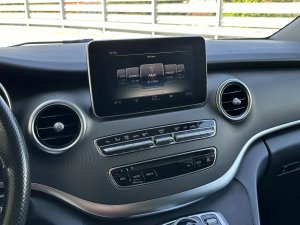 mercedes-benz-tridy-v-250d-long-4matic-aled360nezt