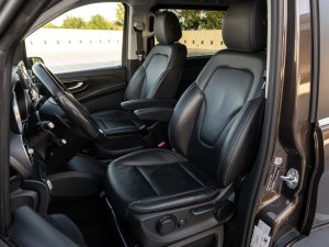 mercedes-benz-tridy-v-250d-long-4matic-aled360nezt
