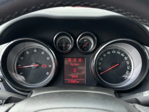 opel-zafira-tourer-14t-lpg