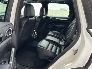 porsche-cayenne-s-48-v8-tiptronic