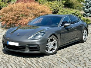 porsche-panamera-4s