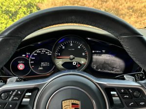 porsche-panamera-4s