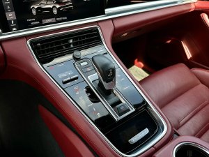 porsche-panamera-4s