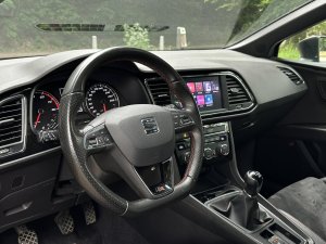 seat-leon-st-15tsi-fr-blackmatt-edition